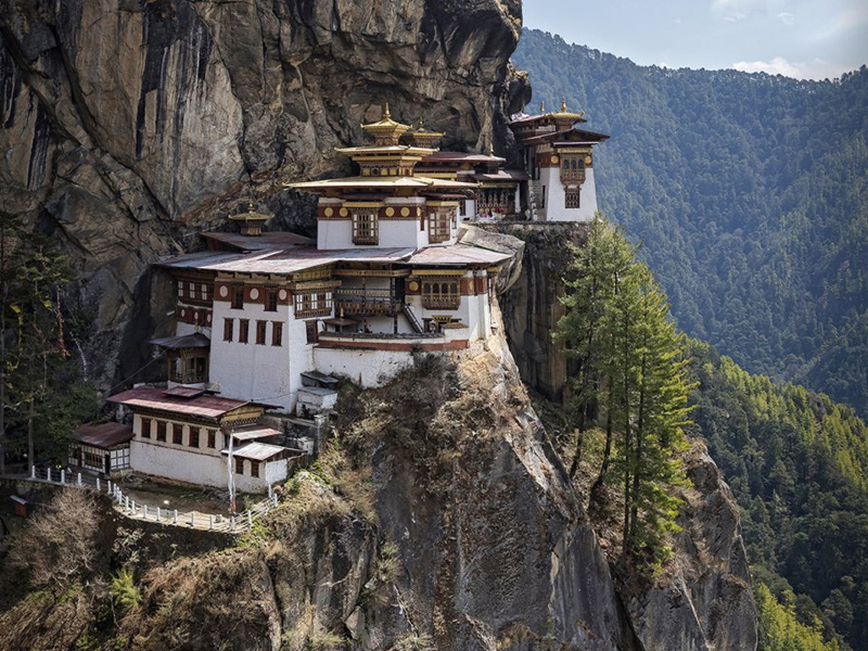Paro City Tour, Tiger’s Nest Monastery, Jigme Dorji National Park, Punakha Dzong, Thimphu, king’s memorial chorten