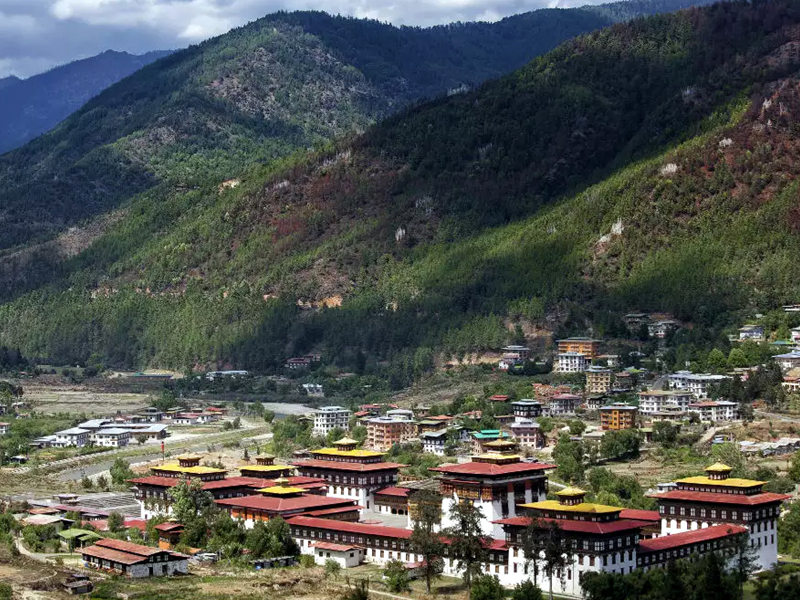 Bhutan Kissing Tour, Famous Tour, Thimpu, Punakha Dzong, Gasa Hot Springs, Bumthang