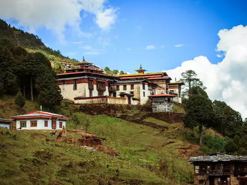Bhutan heritage, Bhutan festivals, Bhutanese cuisine, Bhutanese Buddhism, Bhutan Himalayas
