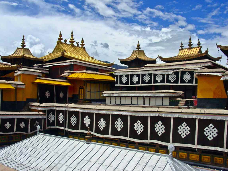 Everest Base Camp Tour, Tashilhumpo Monastery Tour, Yamdrok Lake Tour