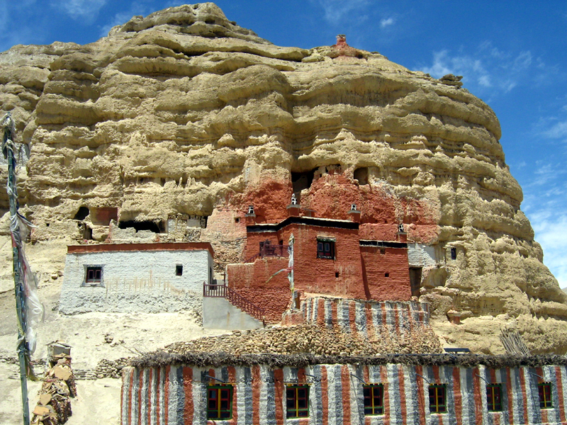 mustang trekking route, Mustang trekking itinerary, upper mustang trek package, lower mustang trek, upper mustang trek journey