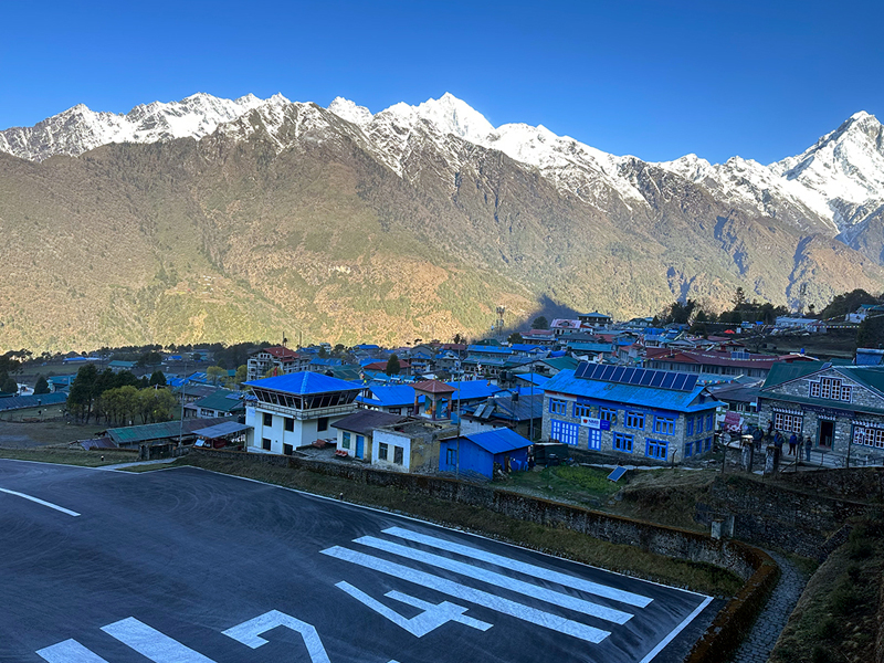 Lukla Everest Base Camp Trek, Everest Base Camp in Lukla, Lukla Trekking Tour